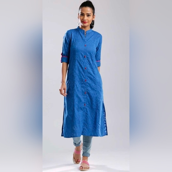 Anouk by Myntra Blue Women's Size M Dress Elbow Sleeves Knee Slit - Picture 1 of 4